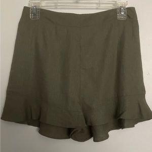 TIMING Green Linen & Rayon  Ruffle Hem Shorts Elastic Waist Size Medium NWT